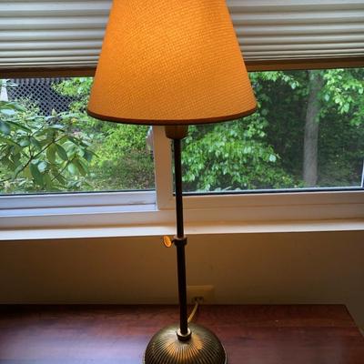 Vintage Very Heavy Brass Base Table Lamp Tested -Lot 289