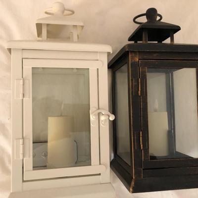 Home Decor Lantern with Remotes -Lot 292