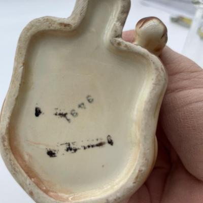Vintage dog oil lamp