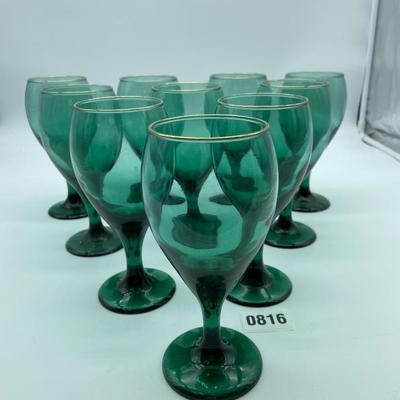 Libbyâ€™s crystal teardrop Juniper wine glass