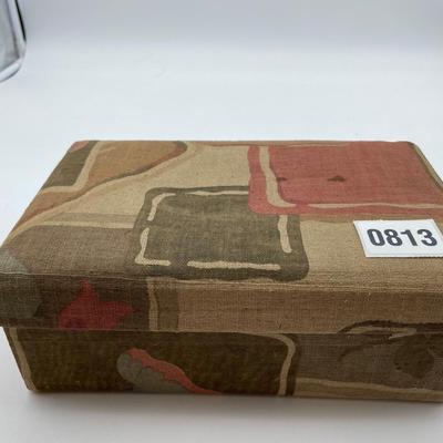 Box and ribbon
