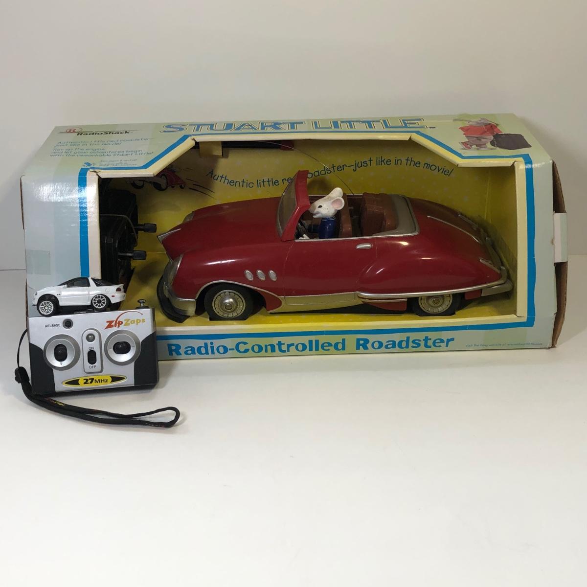 LOT 133M Stuart Little RadioControlled Roadster & Radio Shack Zip Zap
