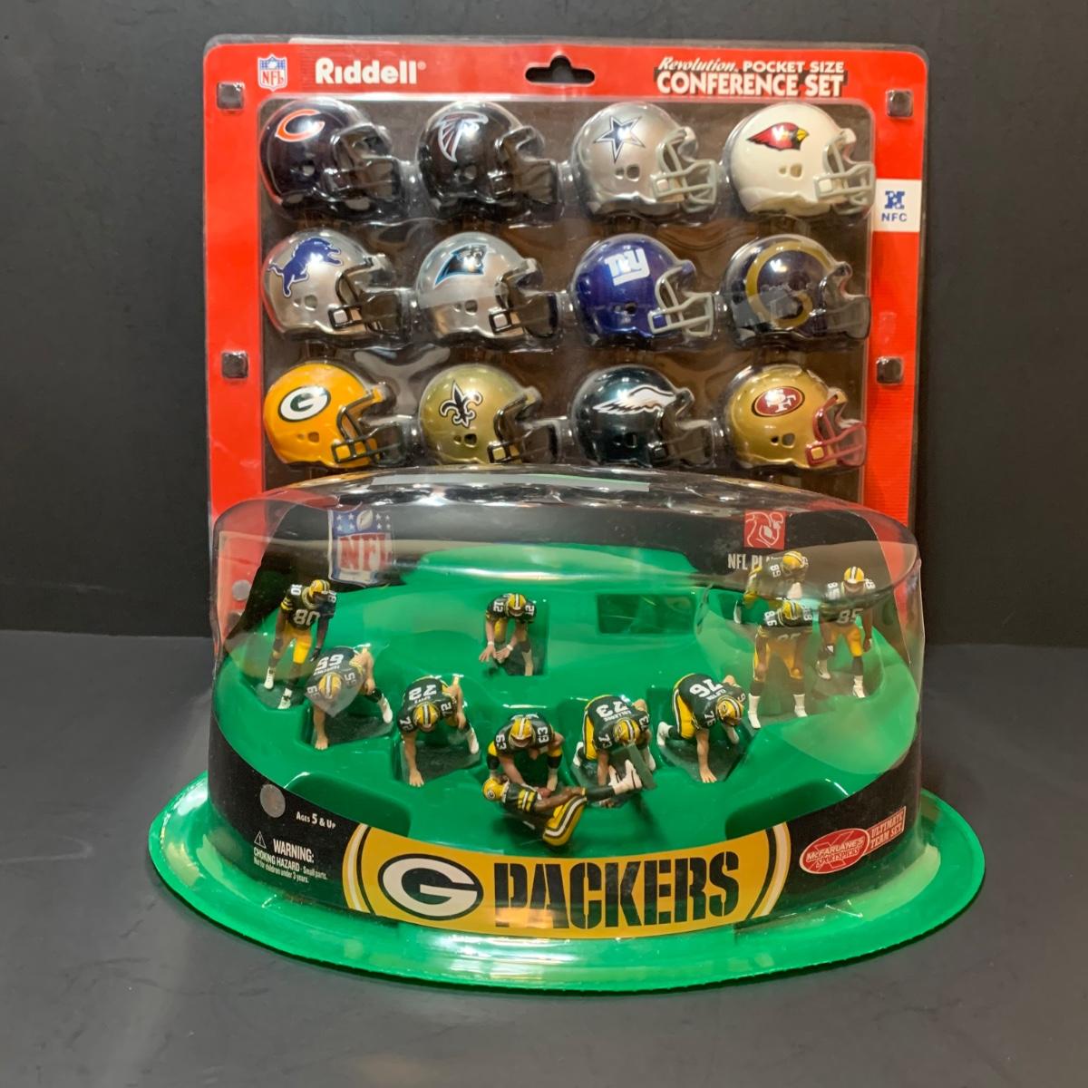 LOT 139 Ridell Pocket Size Mini Football Helmets NFC Conference Set