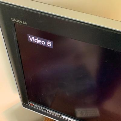 Sony Bravia 32â€ Flat Screen TV w/stand