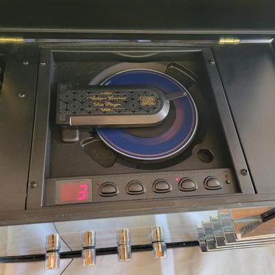 Crosley Art Deco Replica Radio/CD Player (WS-DW)