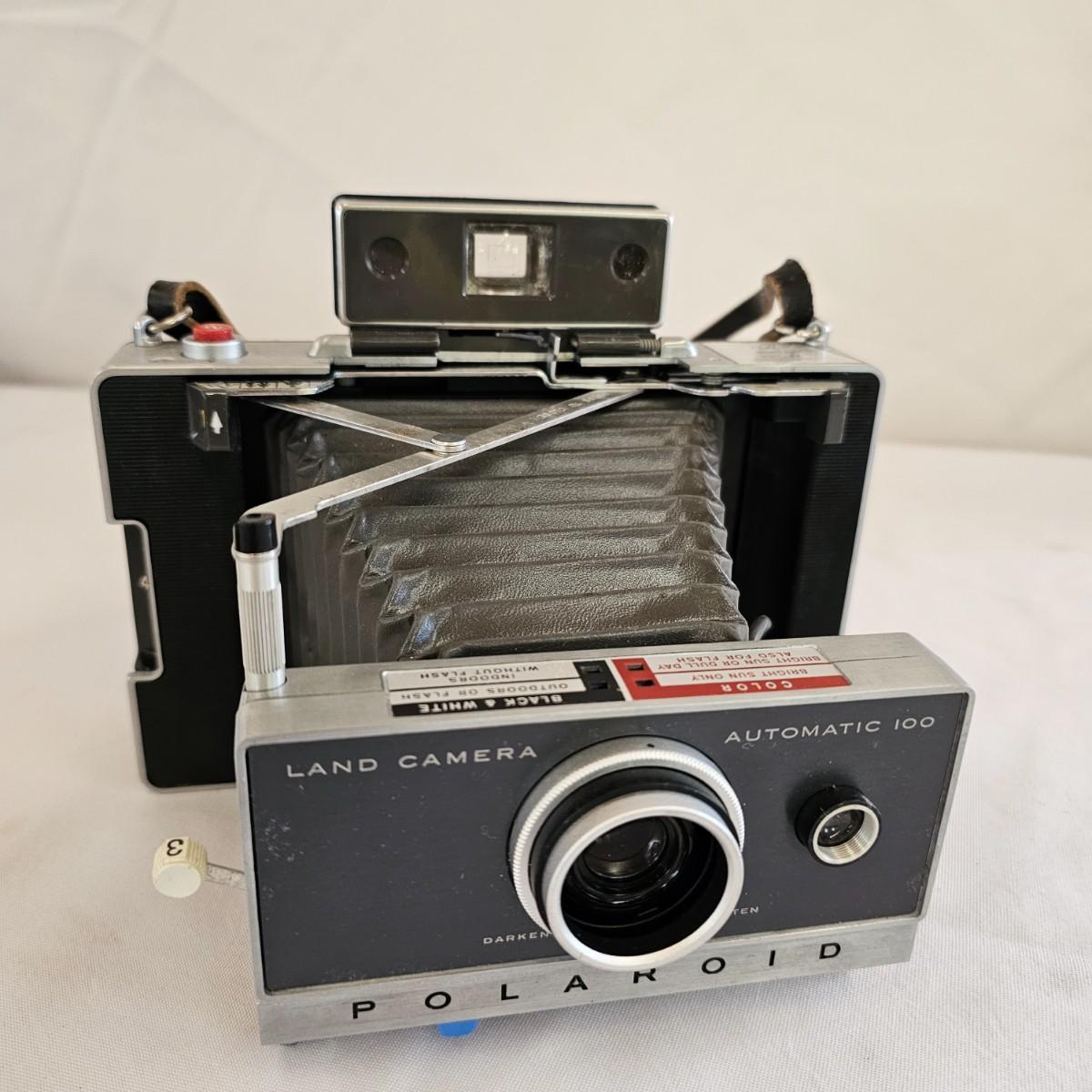 Vintage Polaroid 100 Automatic Land Camera (WSJS)