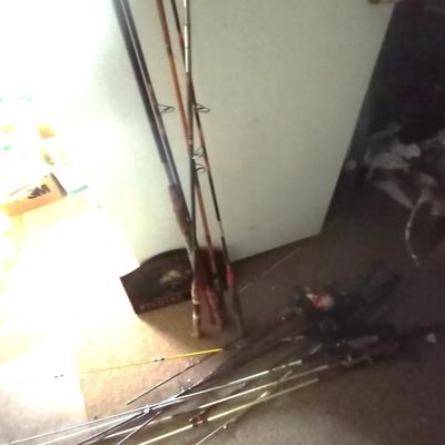 MANY BAMBOO FLY RODS AND FISHING POLES, WOODEN FISHING SIGN