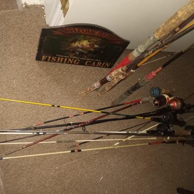 MANY BAMBOO FLY RODS AND FISHING POLES, WOODEN FISHING SIGN