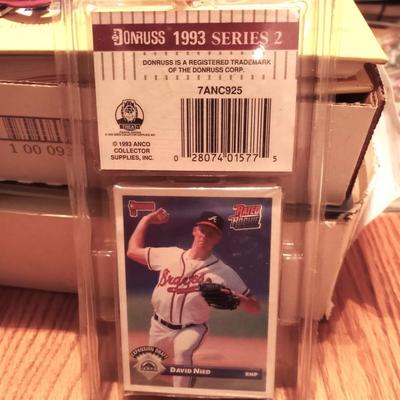 BASEBALL TRADING CARDS
