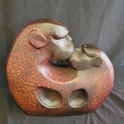 Kissing Gorillas Ceramic Art (WS-DW)