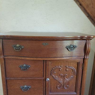 Antique Chest of Drawers (WS-BBL)