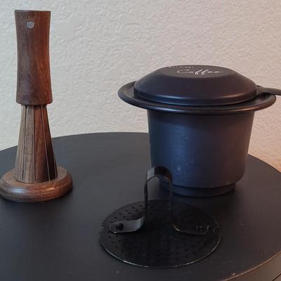 WALNUT COFFEE WDT Tool V2.0 Built-in Magnet Handle and Walnut Stand | 8 Needles 0.35mm and Vietnamese Coffee Maker