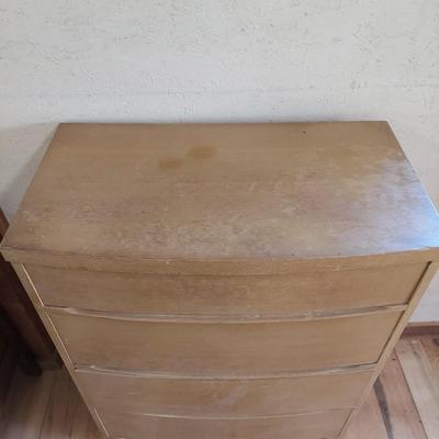 Vintage Dresser on Wheels (WS-BBL)