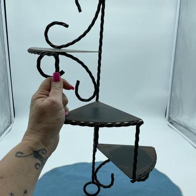 Decorative shelf