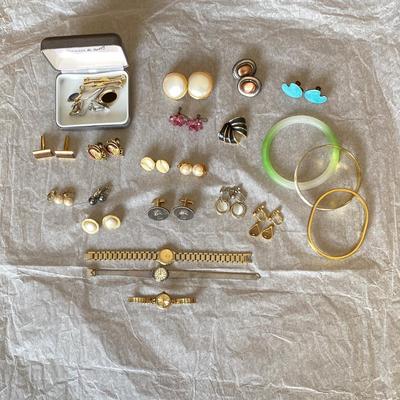 Large lot vintage costume jewelry cuff links and watches