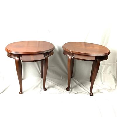 344 Vintage Hekman Oval Side Tables with Pull out Shelf