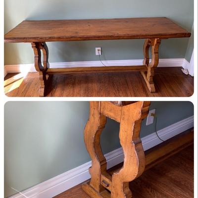 SOFA TABLE