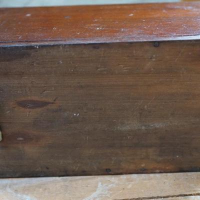 ANTIQUE CANDLE BOX W/ SLIDING LID OF HAND CRAFT