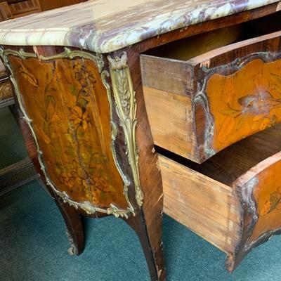 Lot 298 | Marble-Top Bombay Commode