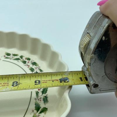 Royal Limited Holly 10â€ Quiche flan pie tart-oven to table dish