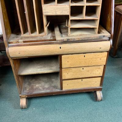 Lot 310 | Oak Secretary