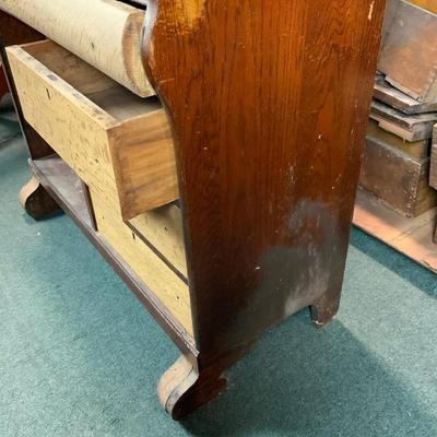 Lot 310 | Oak Secretary