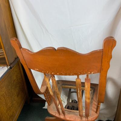 Lot 311 | Swivel Office Chair | Patent Year 1887