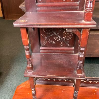 Lot 312 | Eastlake Mantle Eterege