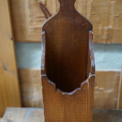 ANTIQUE HAND CRAFTED KNOTTY PINE CANDLE BOX W/ DRAWER