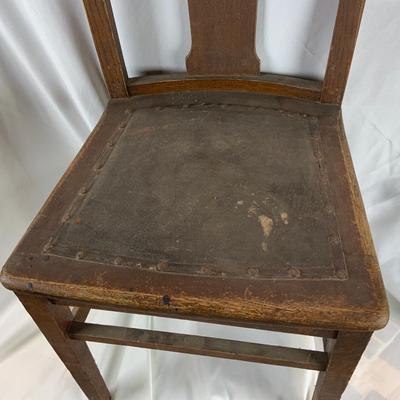 Lot 316 | Single Leather Seat Chair