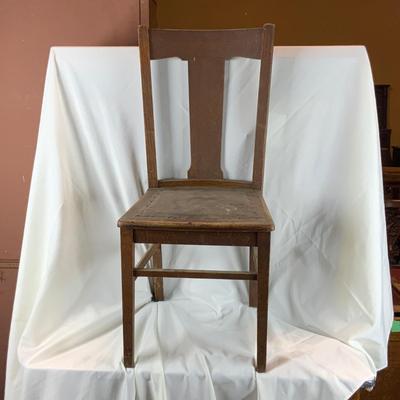 Lot 316 | Single Leather Seat Chair