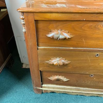 Lot 318 | 2-Piece Walnut Cabinet