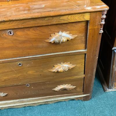 Lot 318 | 2-Piece Walnut Cabinet