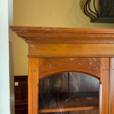 Lot 318 | 2-Piece Walnut Cabinet