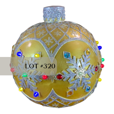 Lot 320 | Large Light-Up Christmas Ball