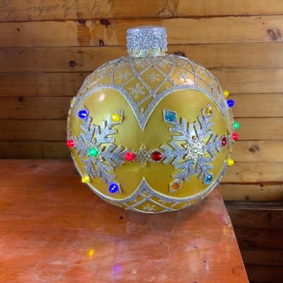 Lot 320 | Large Light-Up Christmas Ball