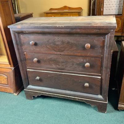 Lot 324 | 1800s Chest of Drawers