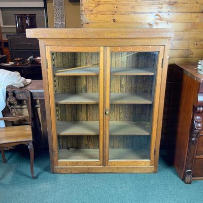 Lot 325 | Oak Bookshelf