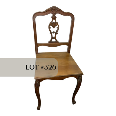 Lot 326 | Refinished Queen Anneâ€™s Chair