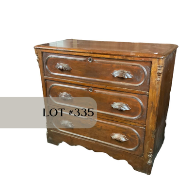Lot 335 | 3-Drawer Dresser