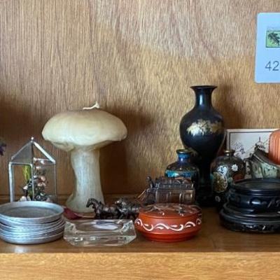 Lot of small home decor items