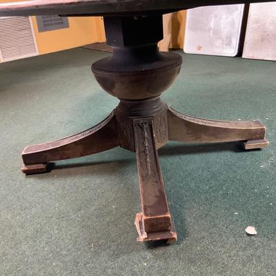 Lot 342 | Oval Dining Table | Substantial Base