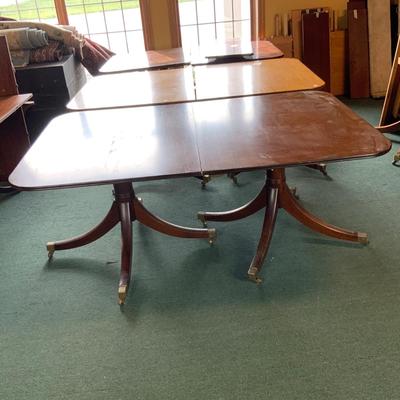 Lot 346 | Dark Wood Table | 1 Leaf