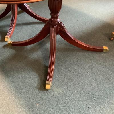 Lot 354 | Dining Table | Double Pedestal