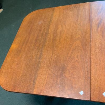 Lot 354 | Dining Table | Double Pedestal