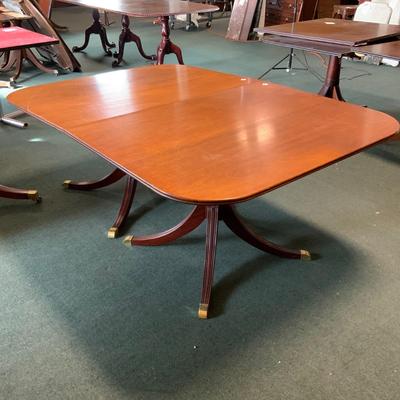 Lot 354 | Dining Table | Double Pedestal