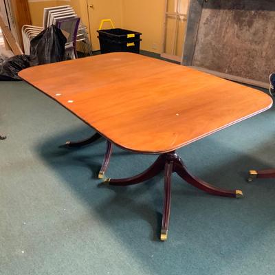 Lot 354 | Dining Table | Double Pedestal