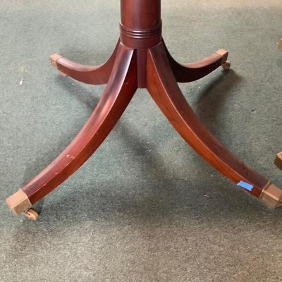 Lot 360 | Nice Dining Table