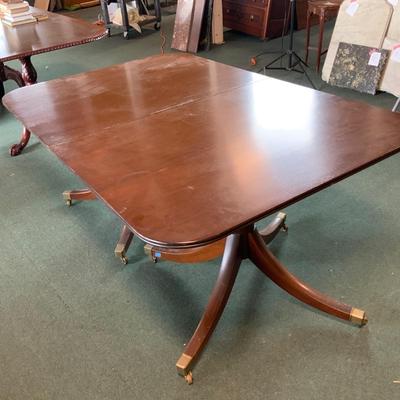 Lot 360 | Nice Dining Table