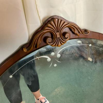 Lot 364 | Fleur-de-Lis Accented Round Mirror